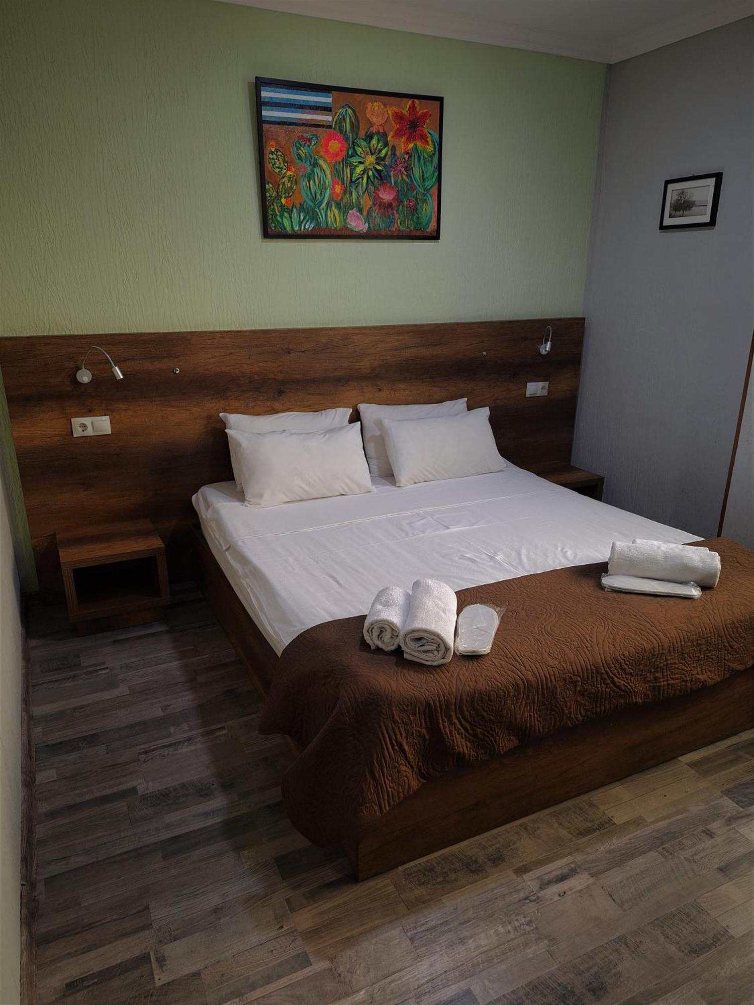 Hotel Georgian Κουτάισι Εξωτερικό φωτογραφία