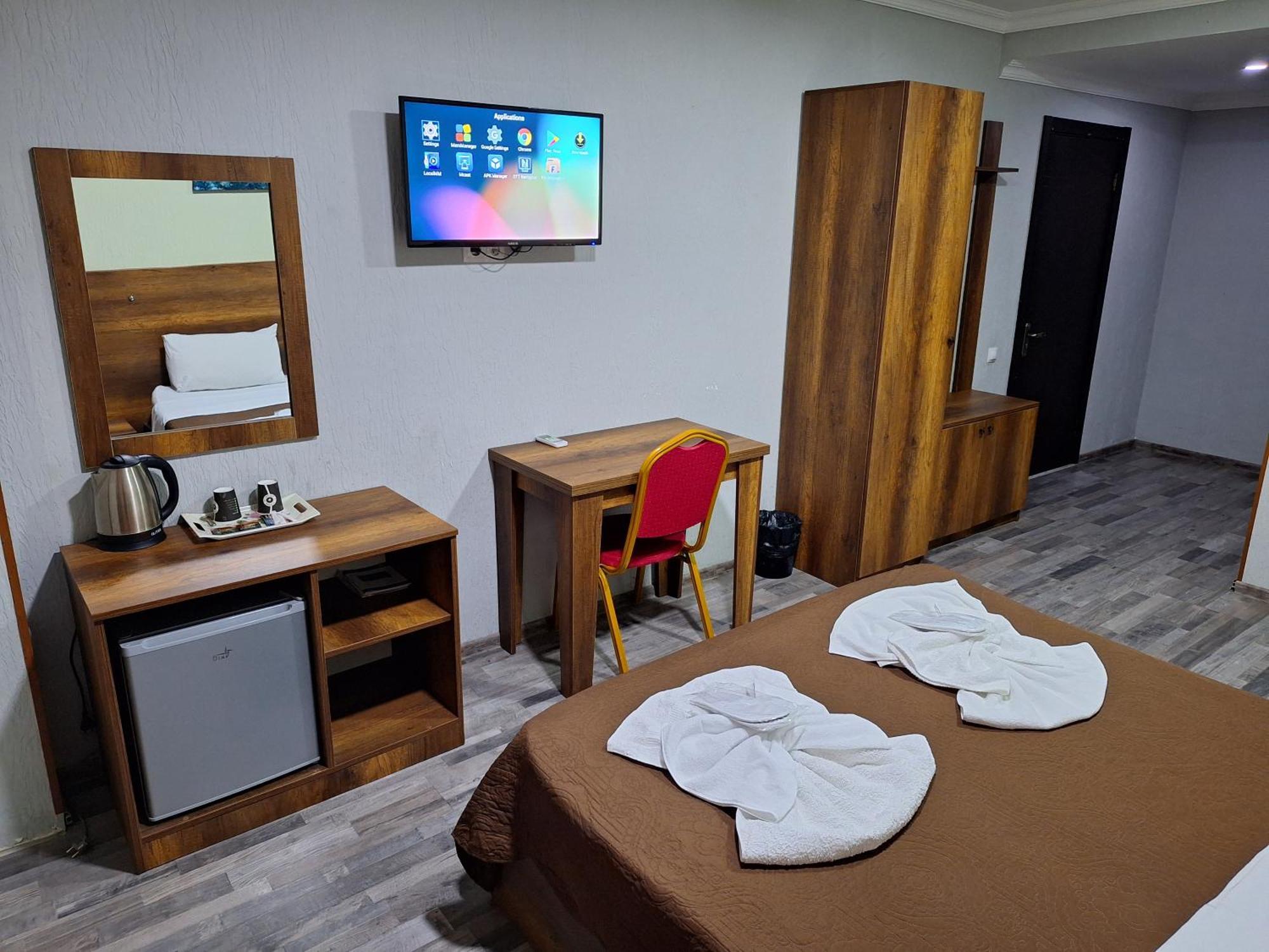 Hotel Georgian Κουτάισι Εξωτερικό φωτογραφία