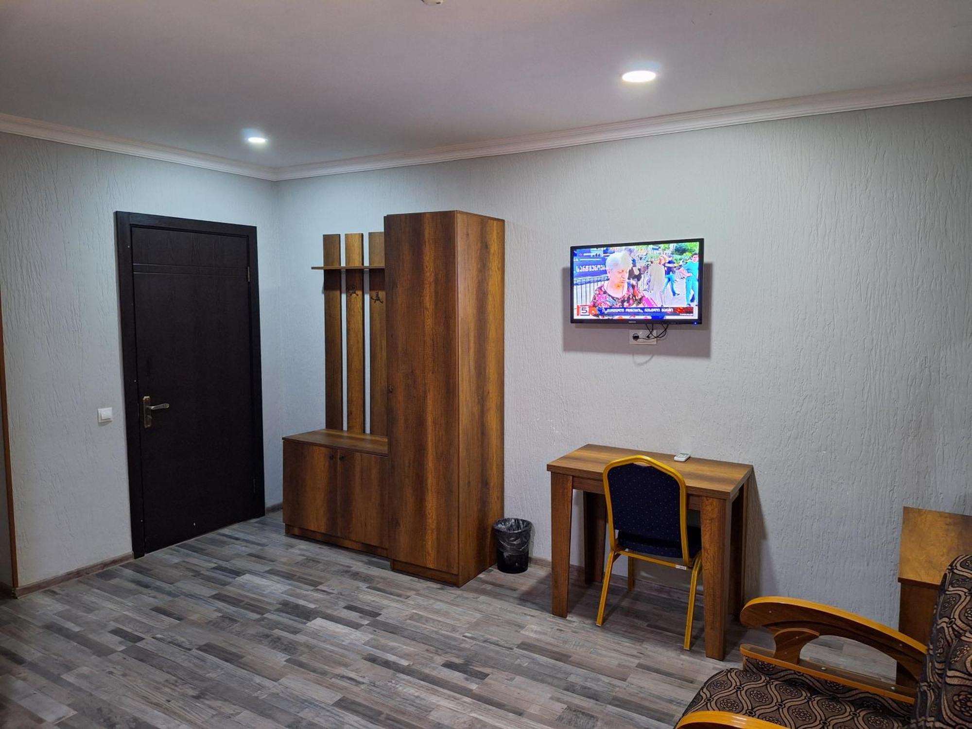 Hotel Georgian Κουτάισι Εξωτερικό φωτογραφία